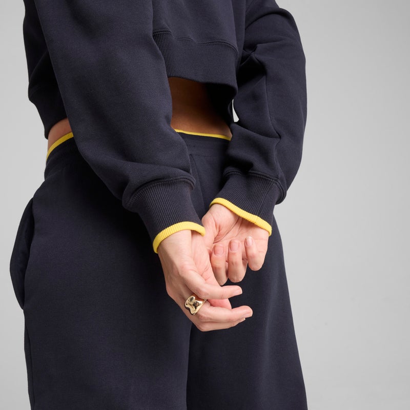 بوما تيشرت فضفاض مزين برسومات للنساء من تشكيلة ROAD TO UNITY - Image 2